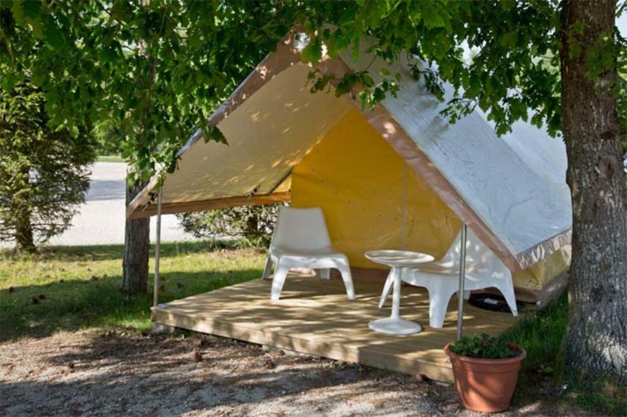 Camping Porte Des Vosges Bulgnéville Εξωτερικό φωτογραφία